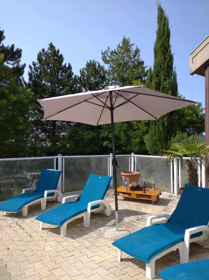 Tempo Hotel Millau Luaran gambar