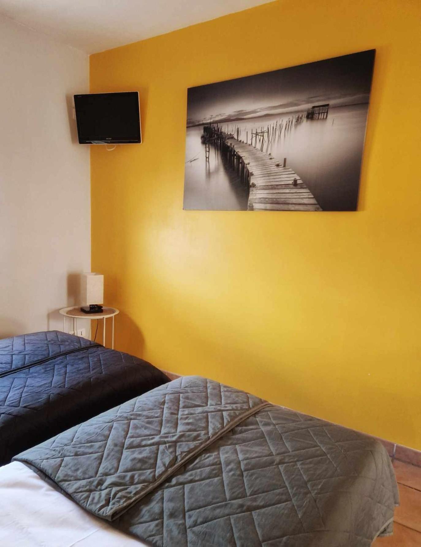 Tempo Hotel Millau Luaran gambar