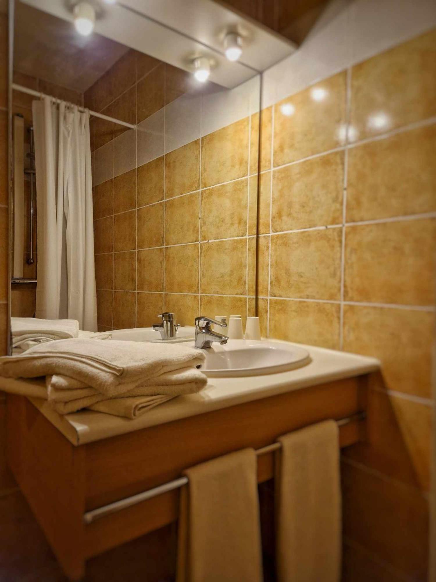 Tempo Hotel Millau Luaran gambar