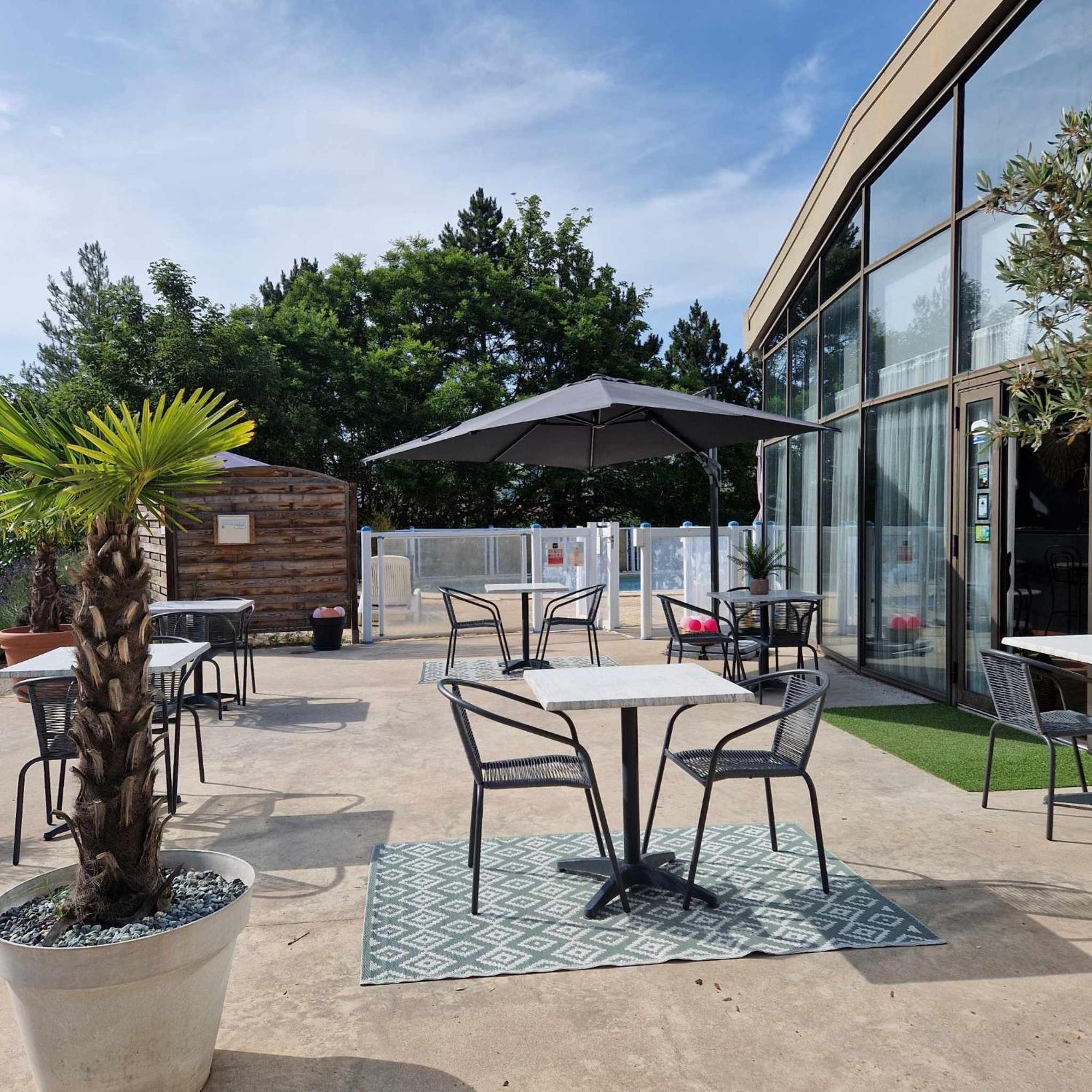 Tempo Hotel Millau Luaran gambar