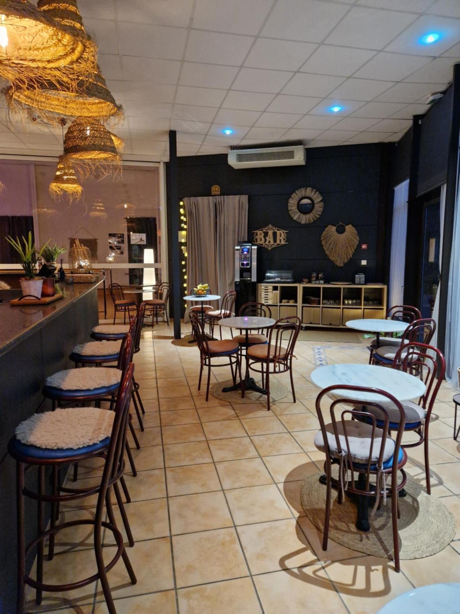 Tempo Hotel Millau Luaran gambar